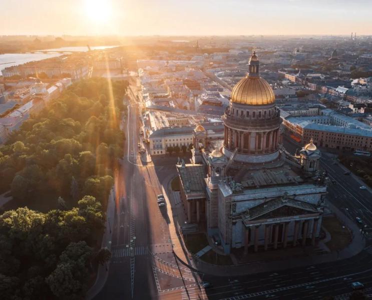 Город для двоих: романтическое путешествие в Санкт-Петербург